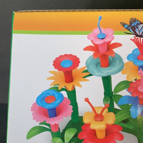 Creative Gardens Flower Arrangement Building Toy DIY Play Kit NIB Sealed Ages 3+ - Picture 6 of 16